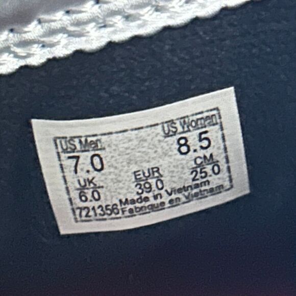 VANS sk8-hi top villains Disney black suede lace up shoes sneakers women's 8.5 - Picture 3 of 9